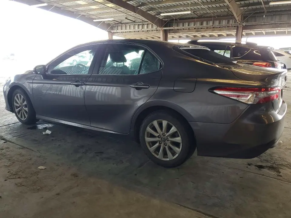 2018 TOYOTA CAMRY LE  
