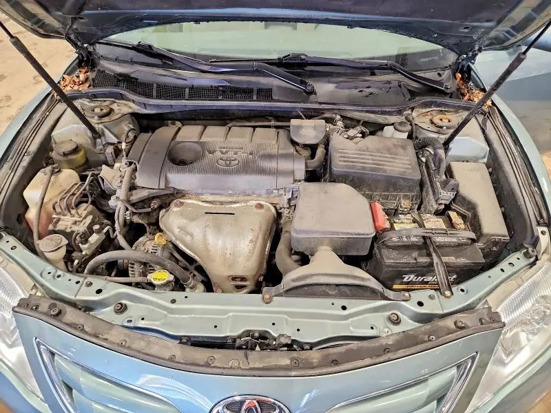 2011 TOYOTA CAMRY LE  