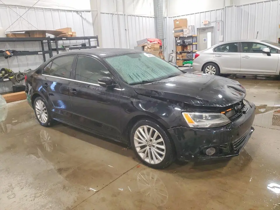 2013 VOLKSWAGEN JETTA TDI  