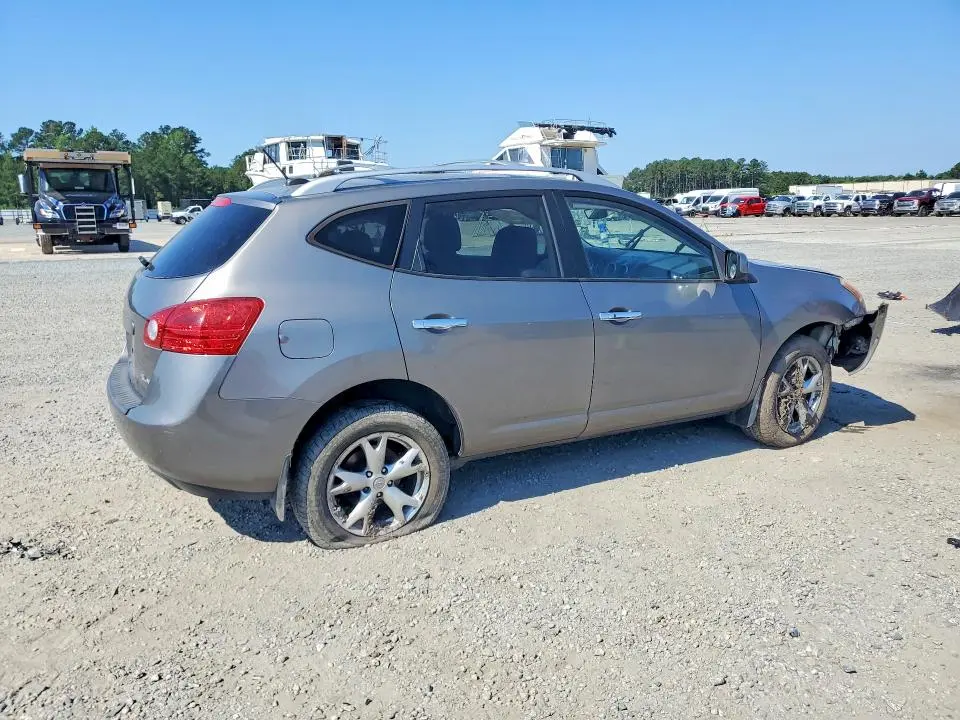2010 NISSAN ROGUE S  