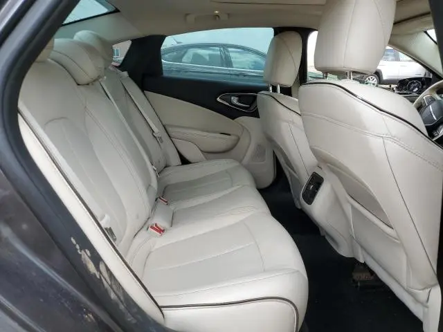 2015 CHRYSLER 200 C  