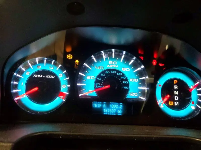2010 FORD FUSION SE  
