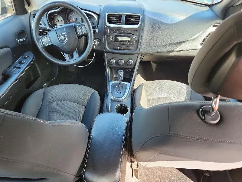 2013 DODGE AVENGER SE  