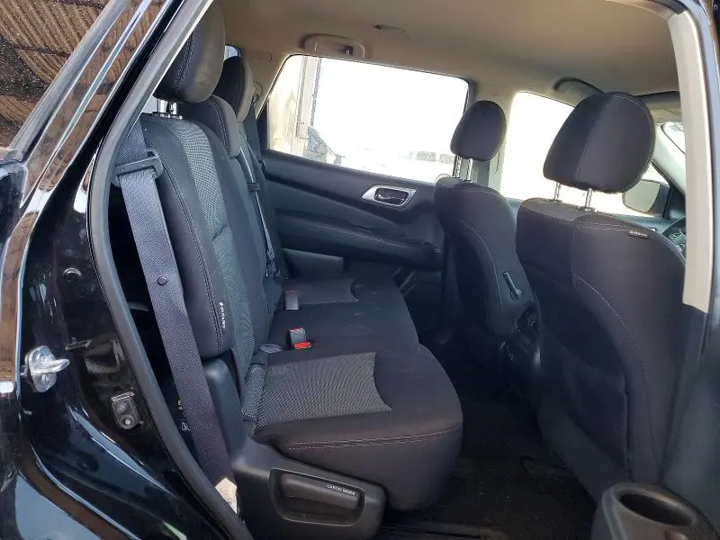 2019 NISSAN PATHFINDER S  