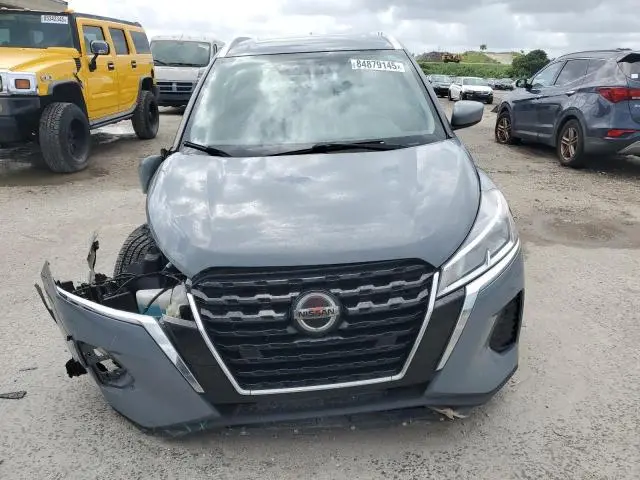 2021 NISSAN KICKS SV  
