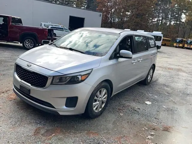 2016 KIA SEDONA L  