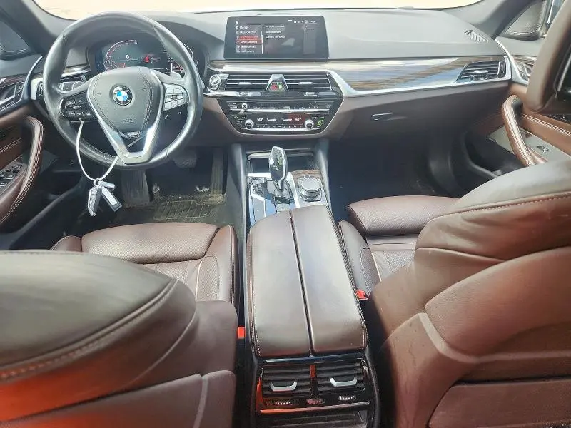 2020 BMW 530 XI  