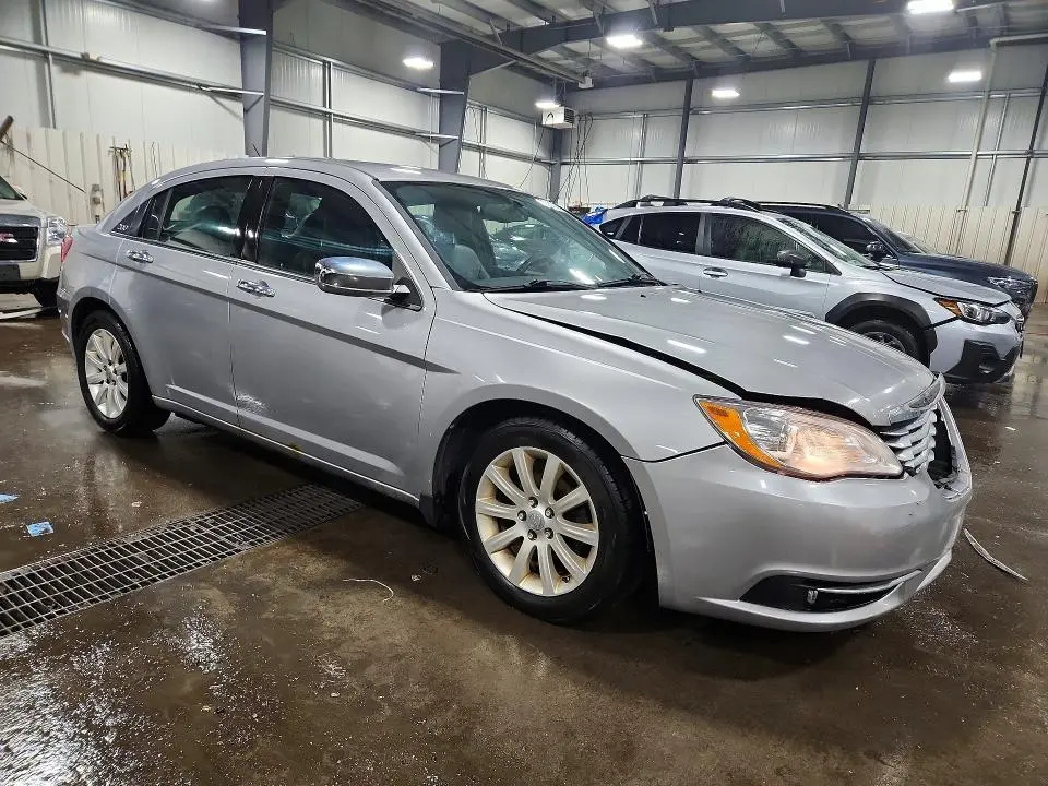 2013 CHRYSLER 200 LIMITED  