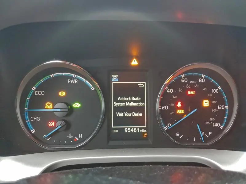 2017 TOYOTA RAV4 HV LE  