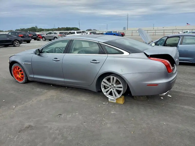 2011 JAGUAR XJL   