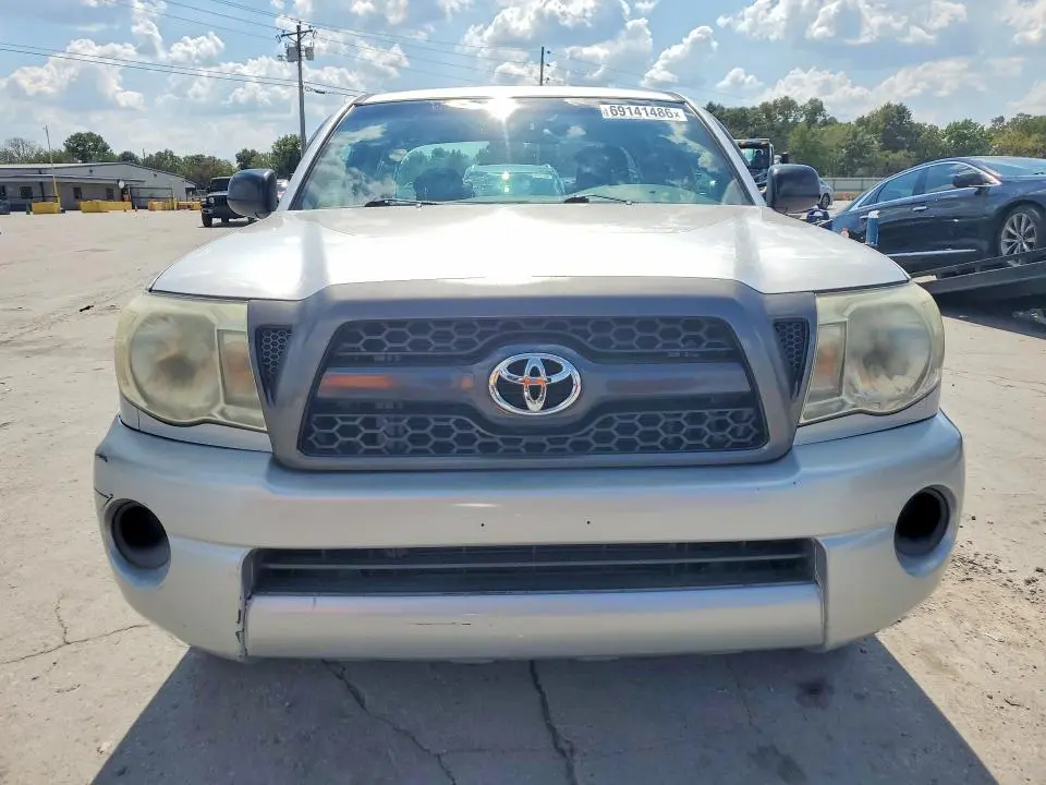 2011 TOYOTA TACOMA BASE  