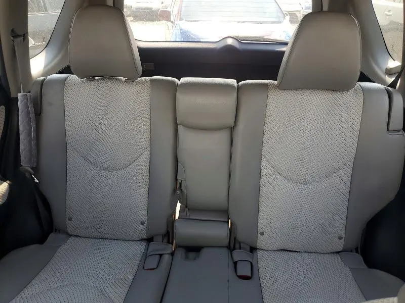 2012 TOYOTA RAV4 EV BASE  