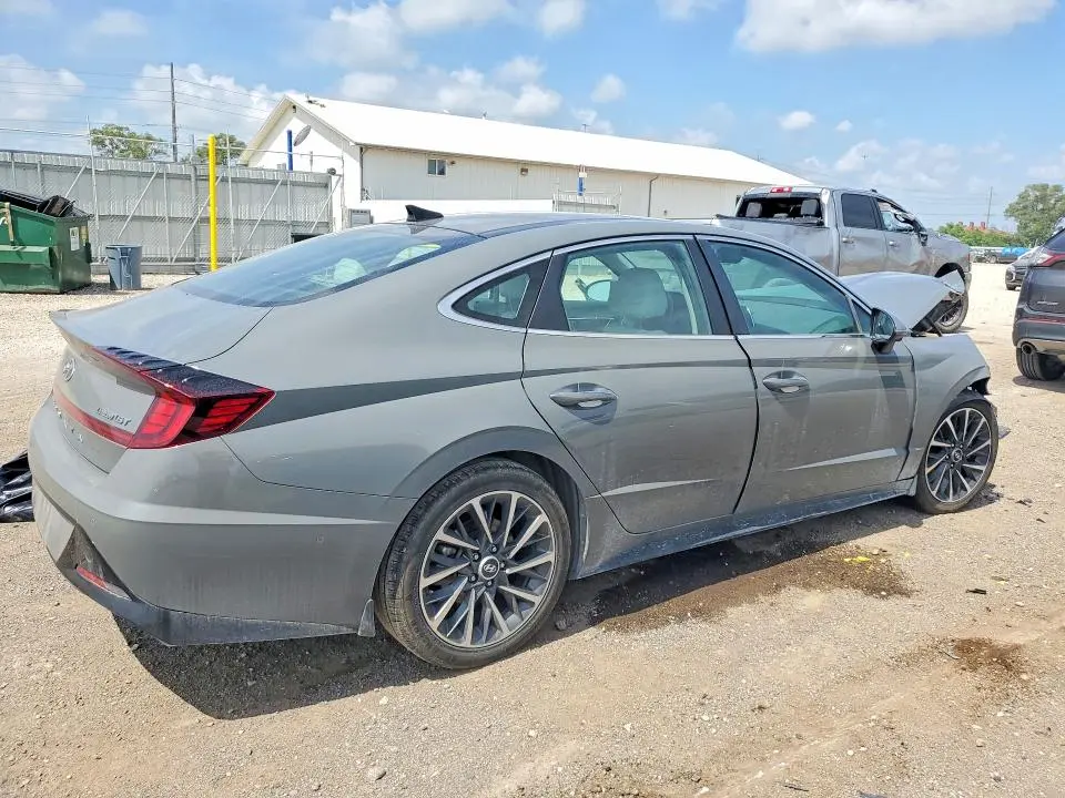 2022 HYUNDAI SONATA LIMITED  