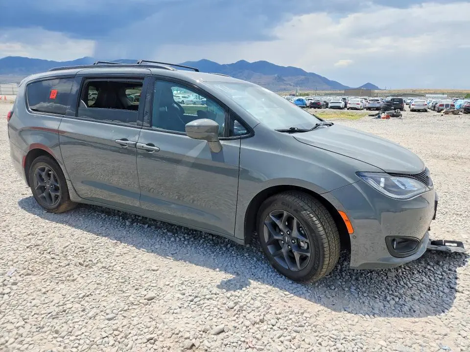 2020 CHRYSLER PACIFICA TOURING L PLUS  