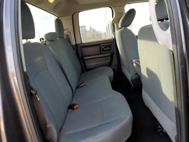 2016 RAM 1500 ST
