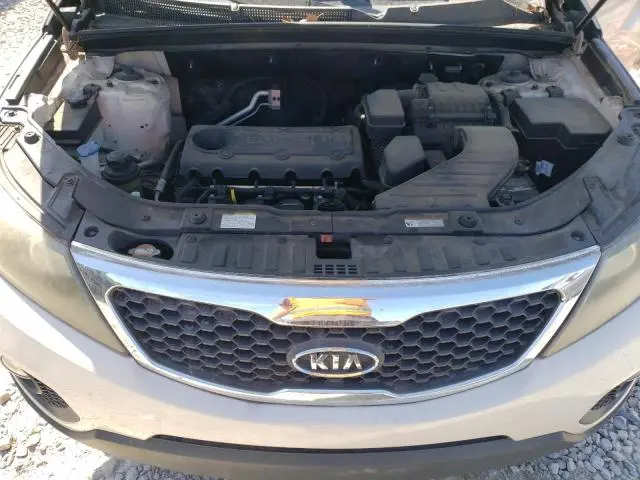 2011 KIA SORENTO BASE  