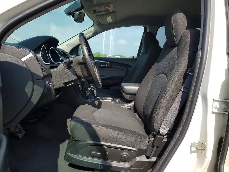 2012 CHEVROLET TRAVERSE LT  
