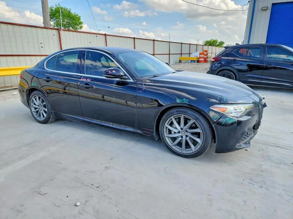 2018 ALFA ROMEO GIULIA   