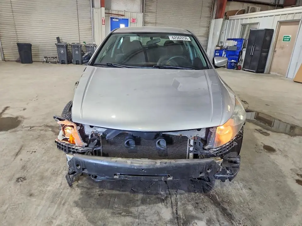 2010 HONDA ACCORD LX  