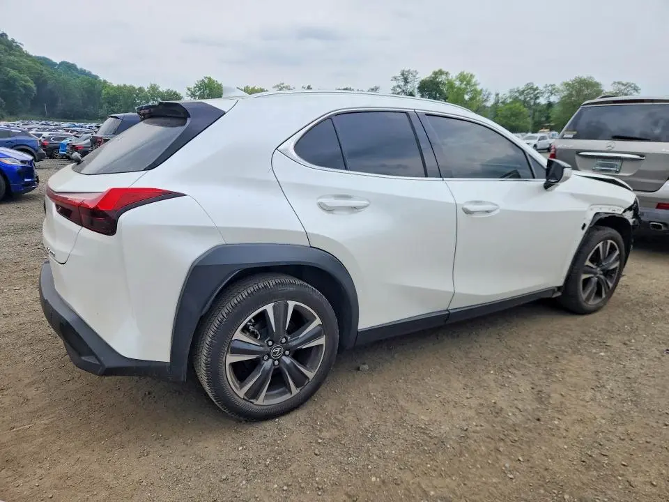 2022 LEXUS UX 200 BASE  