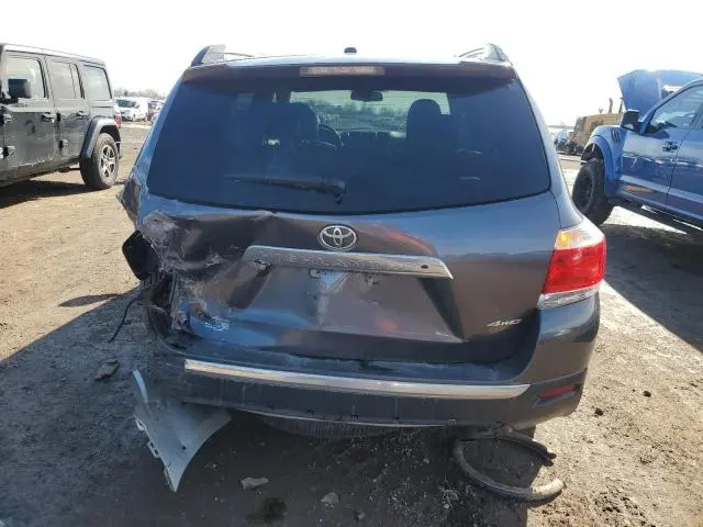 2013 TOYOTA HIGHLANDER LIMITED