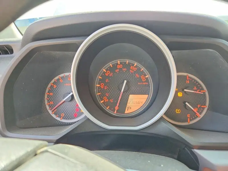 2011 TOYOTA 4RUNNER SR5  