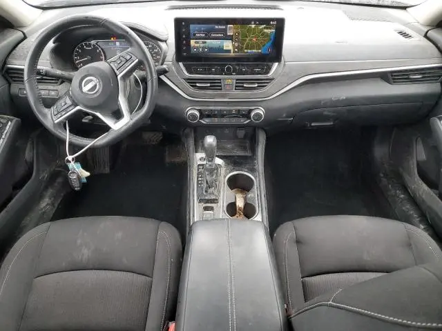 2023 NISSAN ALTIMA SV  