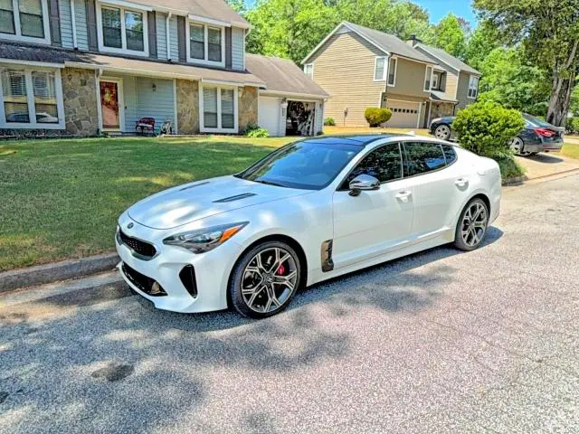 2019 KIA STINGER GT1  