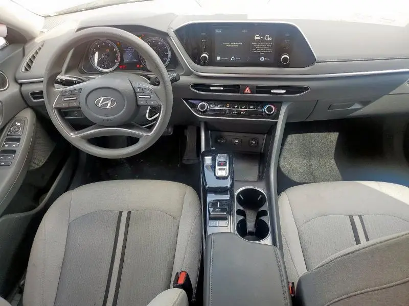 2020 HYUNDAI SONATA SE  