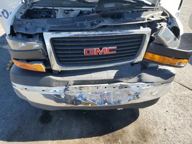 2022 GMC SAVANA G2500  