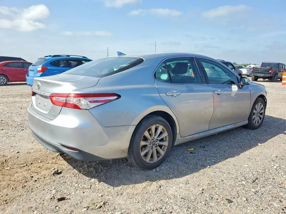2019 TOYOTA CAMRY LE  
