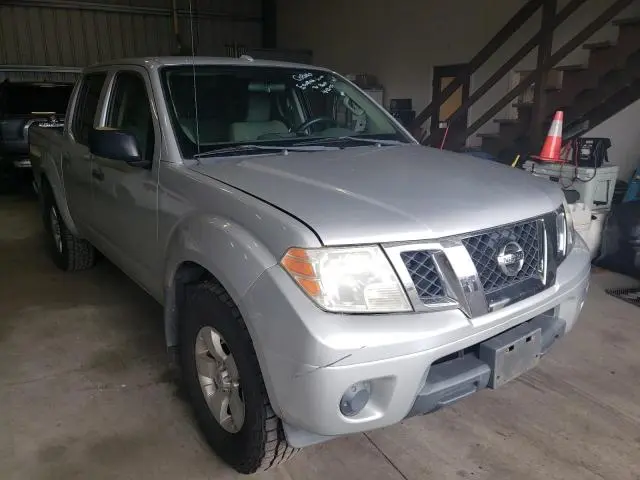 2013 NISSAN FRONTIER S