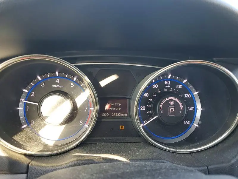 2013 HYUNDAI SONATA SE  
