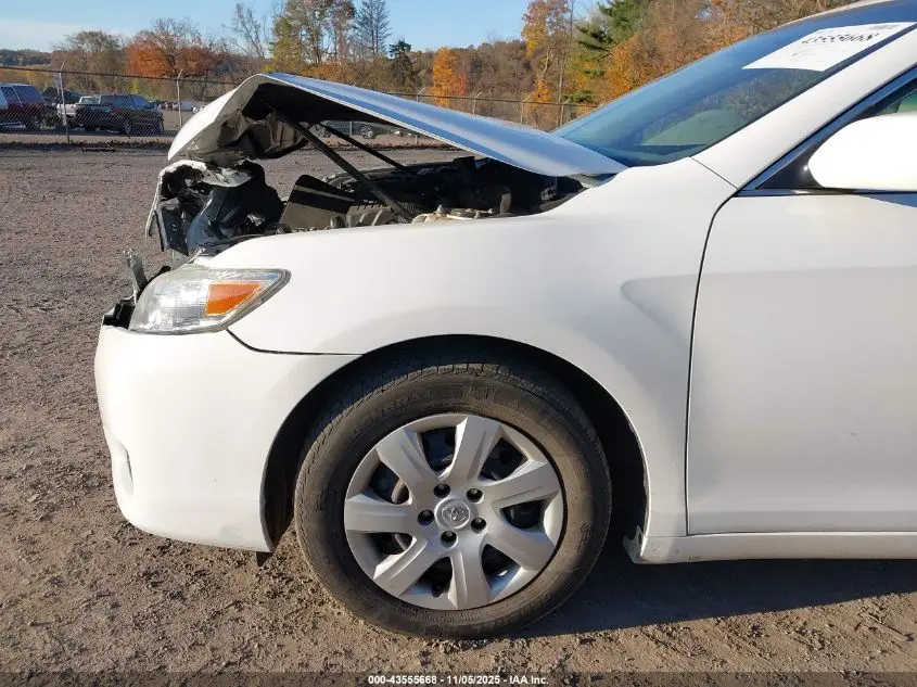 2010 TOYOTA CAMRY LE