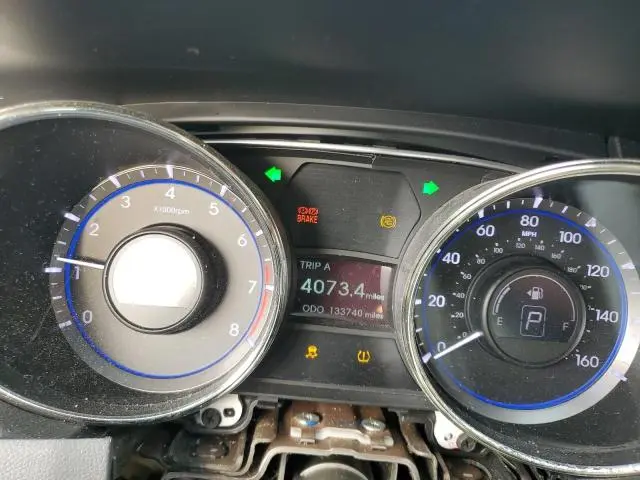 2011 HYUNDAI SONATA SE