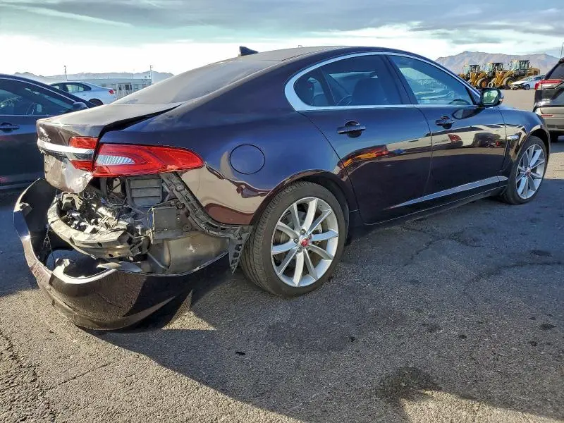 2015 JAGUAR XF 3.0 SPORT  