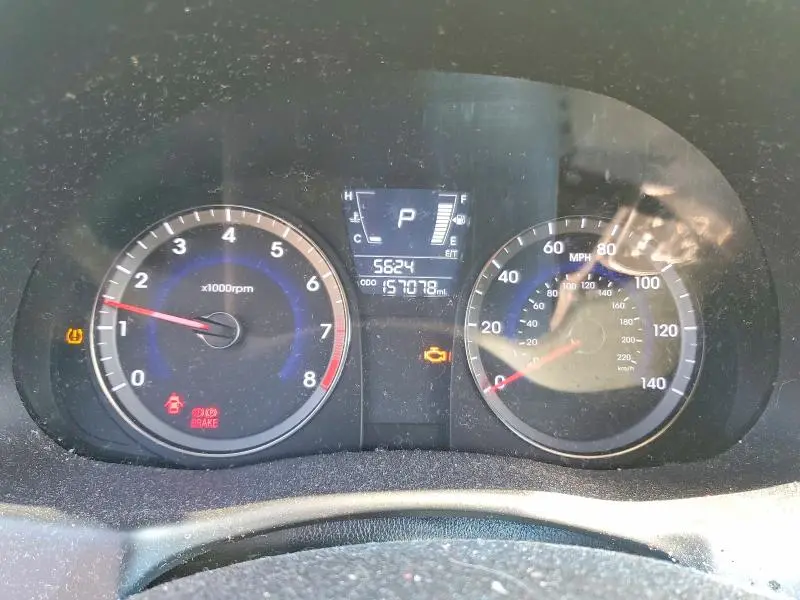 2012 HYUNDAI ACCENT GS  