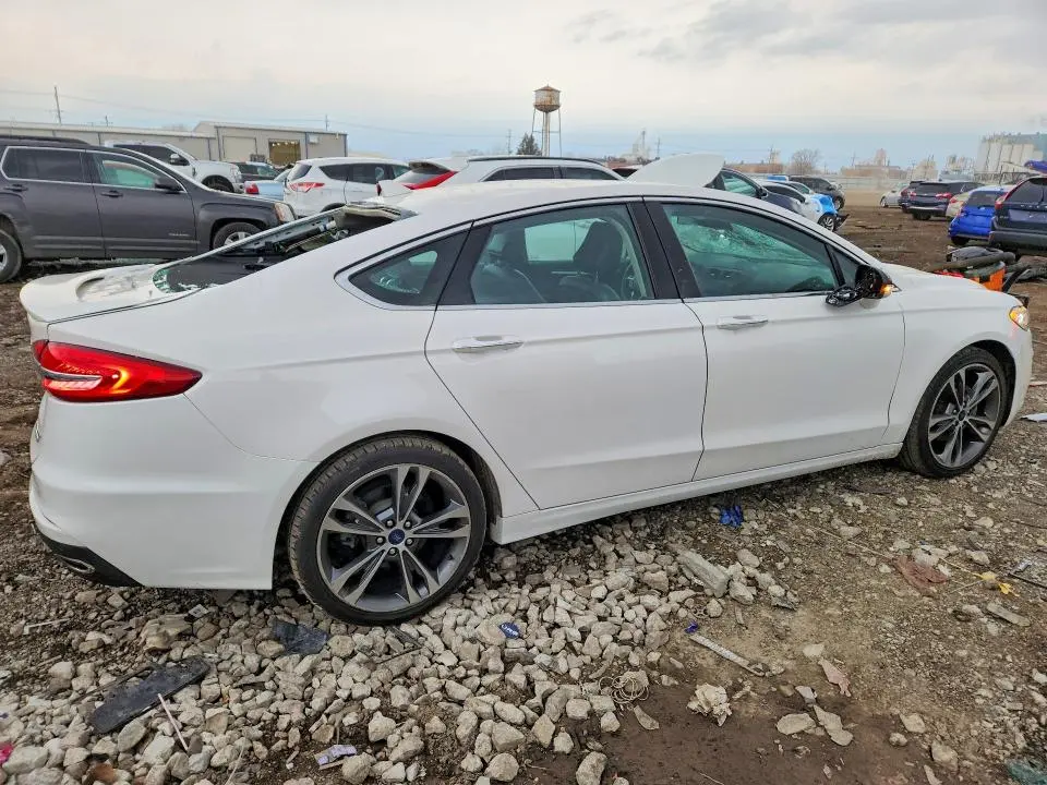 2020 FORD FUSION TITANIUM  