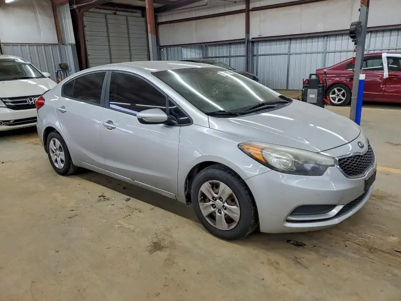2016 KIA FORTE LX  