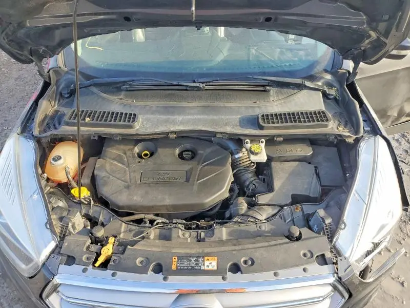 2017 FORD ESCAPE TITANIUM  