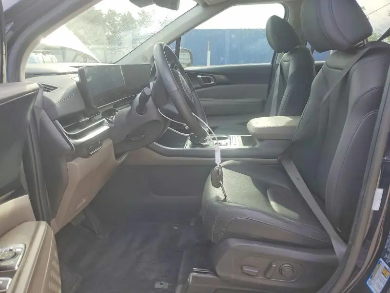 2025 KIA CARNIVAL LXS  