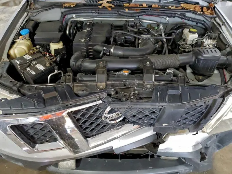 2012 NISSAN FRONTIER S  