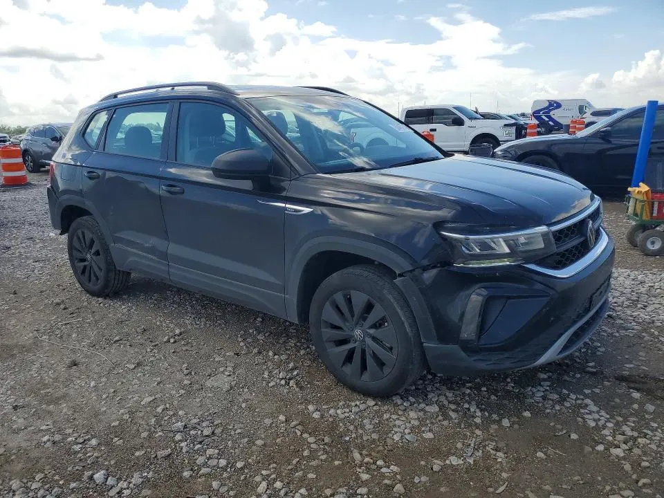 2024 VOLKSWAGEN TAOS S  