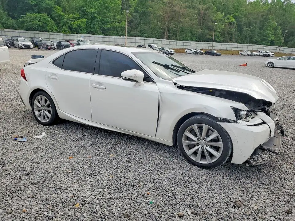 2016 LEXUS IS 200T  