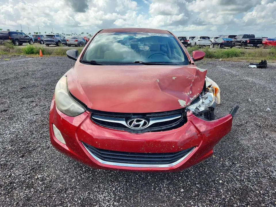2013 HYUNDAI ELANTRA GLS  