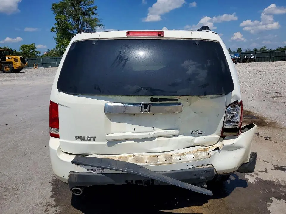 2011 HONDA PILOT EX  