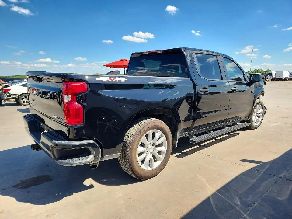 2025 CHEVROLET SILVERADO K1500 CUSTOM  