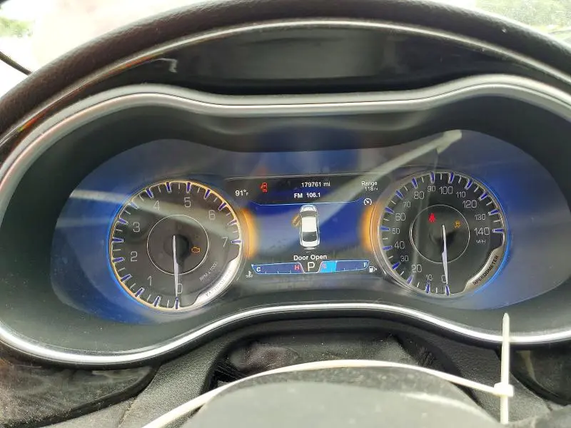 2015 CHRYSLER 200 C  