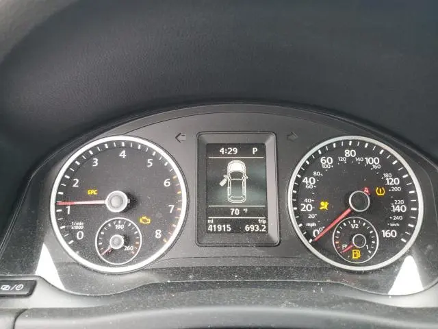 2016 VOLKSWAGEN TIGUAN S  