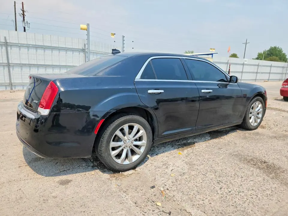 2019 CHRYSLER 300 LIMITED  